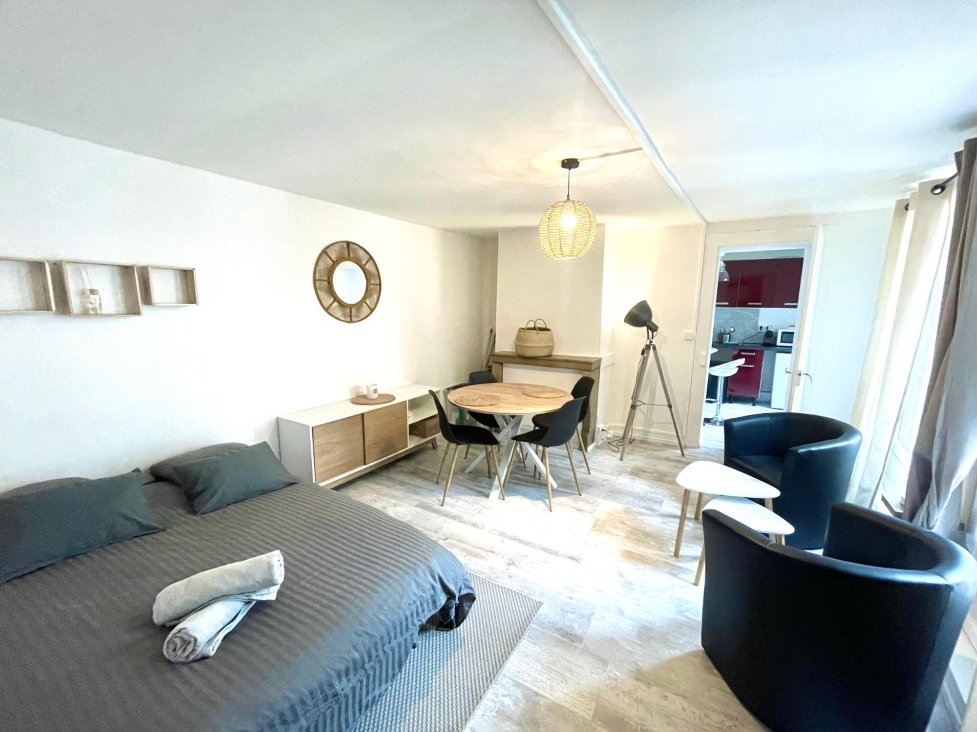 Le Victor Hugo Apartamento Besançon Exterior foto